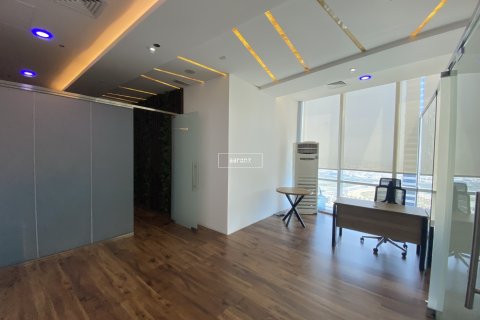 Office til leje i Business Bay, Dubai, UAE 90.5 kvm № 642414 - foto 1