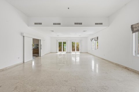Vila u The Villa, Dubai, UAE 5 spavaćih soba, 1199.19 m2 Br. 748310 - fotografija 6