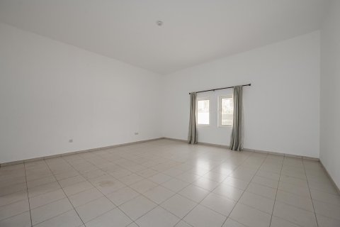 Vila u The Villa, Dubai, UAE 5 spavaćih soba, 1199.19 m2 Br. 748310 - fotografija 12