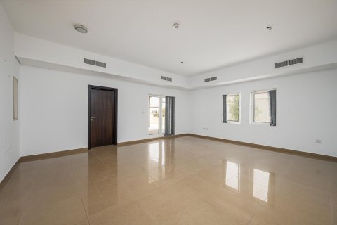 Vila u The Villa, Dubai, UAE 5 spavaćih soba, 1199.19 m2 Br. 748310 - fotografija 11
