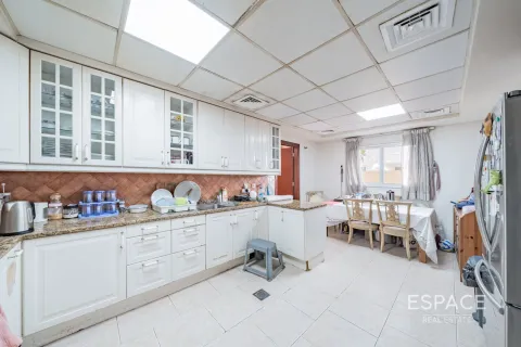Villa itt: Meadows, Dubai, EAE, 4 hálószoba, 337 m², azonosító: 649779 - fénykép 7