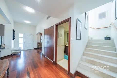 Villa itt: Meadows, Dubai, EAE, 4 hálószoba, 337 m², azonosító: 649779 - fénykép 9