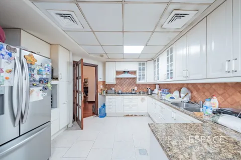 Villa itt: Meadows, Dubai, EAE, 4 hálószoba, 337 m², azonosító: 649779 - fénykép 8