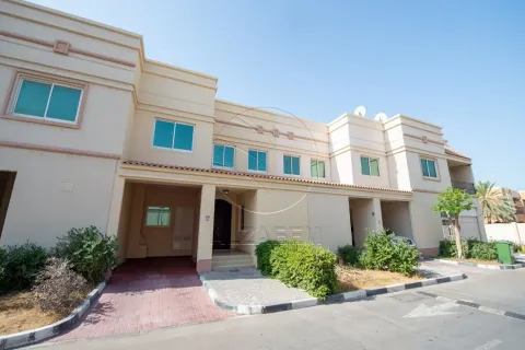 Huvila Abu Dhabi, Arabiemiraatit 3 makuuhuonetta, 172 m2 № 662967 - kuva 3