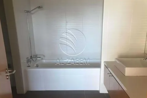 Appartamento in affitto a Abu Dhabi, EAU 1 camera da letto, 82 mq. № 662971 - foto 6