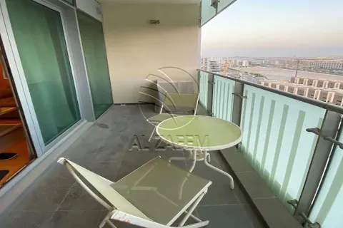 Appartamento in affitto a Abu Dhabi, EAU 1 camera da letto, 82 mq. № 662971 - foto 3