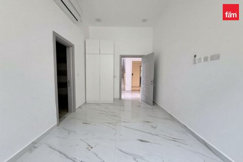 וילה להשכרה ב Dubai, איחוד האמירויות  5 חדרי שינה, 930.2 מ"ר, מספר 761021 - תמונה 9