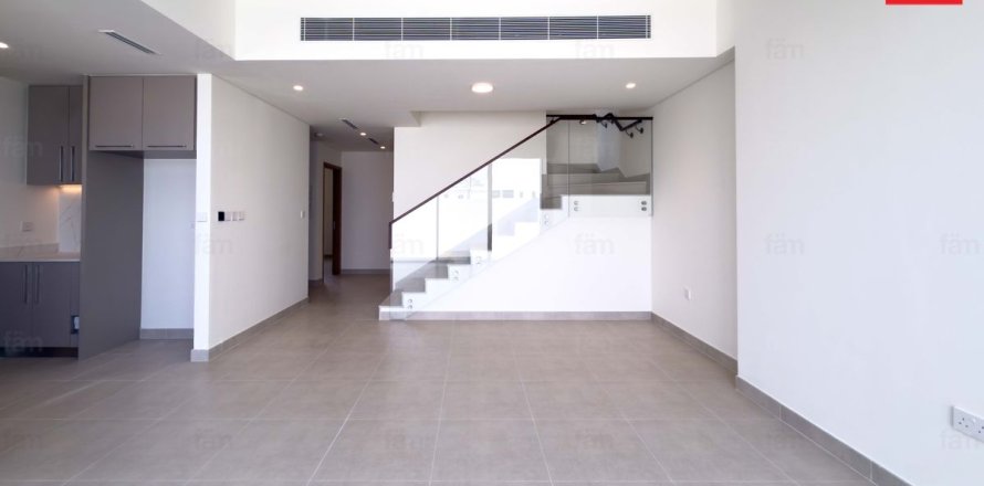 Villetta a schiera a Dubai, EAU 4 camere da letto, 249.7 mq. № 761018