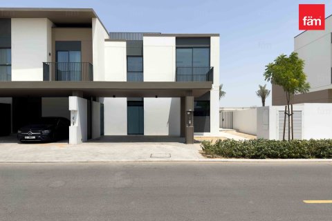 Villetta a schiera in affitto a Dubai, EAU 4 camere da letto, 249.7 mq. № 761018 - foto 20