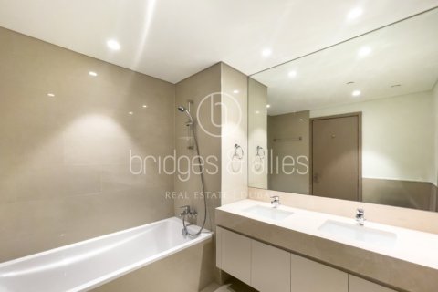 Apartment sa Downtown Dubai (Downtown Burj Dubai), UAE 2 silid-tulugan, 103 sq.m. № 696587 - larawan 18