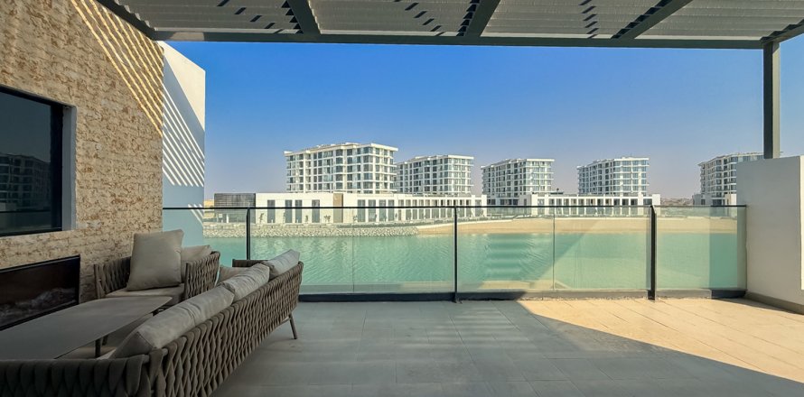 Villa in Sharjah Waterfront City, Sharjah, VAE 5 slaapkamers, 352.93 vr.m. nr 749130