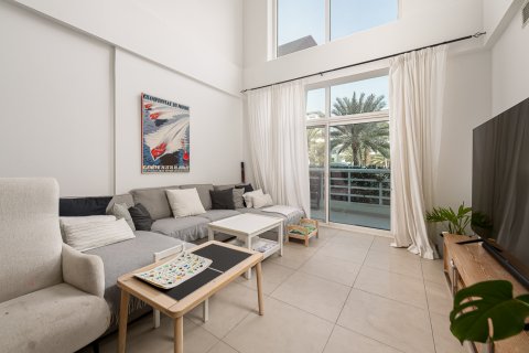 Apartamento en Jumeirah Heights, Dubai, EAU 2 dormitorios, 196.96 m² № 749133