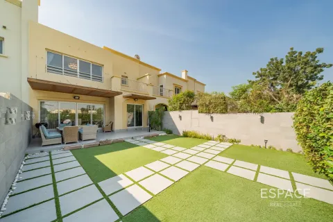 Vila v The Springs, Dubai, SAE 4 spálne, 228 m2 č. 662543 - Fotografia 19