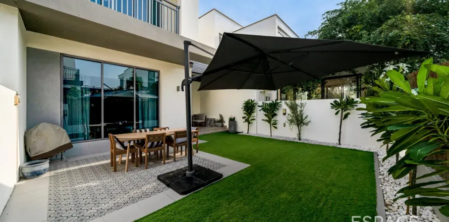 Villa i Dubai Hills Estate, Dubai, UAE 3 sovrum, 211 kvm Nr. 662545