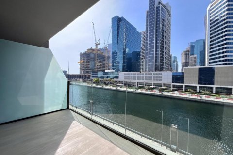 Apartment sa Business Bay, Dubai, UAE 2 silid-tulugan, 151 sq.m. № 642083 - larawan 3