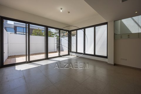 خانه شهری برای فروش در Abu Dhabi، امارات متحده عربی 3 خوابه ، 198 متر مربع ، شماره 662992 - تصویر 3