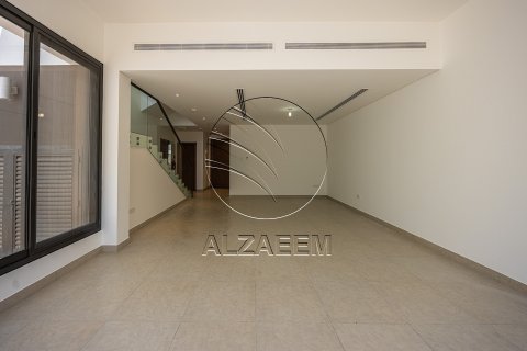 خانه شهری برای فروش در Abu Dhabi، امارات متحده عربی 3 خوابه ، 198 متر مربع ، شماره 662992 - تصویر 4