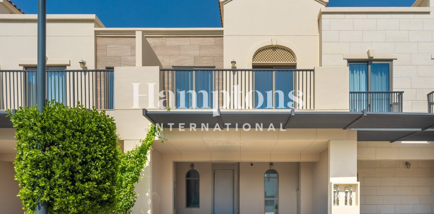 Radový dom v Jumeirah Golf Estates, Dubai, SAE 3 spálne, 264.959 m2 č. 702031