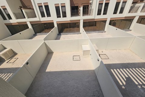 Radový dom v Damac Lagoons, Dubai, SAE 3 spálne, 144 m2 č. 728695 - Fotografia 5