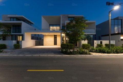 Vila u Dubai Hills Estate, UAE 5 spavaćih soba, 659.2 m2 Br. 715325 - fotografija 3