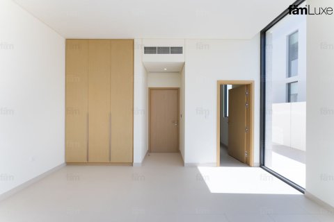 Vila u Dubai Hills Estate, UAE 5 spavaćih soba, 659.2 m2 Br. 715325 - fotografija 23