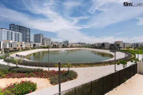Vila u Dubai Hills Estate, UAE 5 spavaćih soba, 659.2 m2 Br. 715325 - fotografija 2