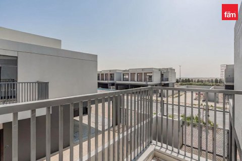 Dubai, संयुक्त अरब अमीरात में विला, 3 बेडरूम, 179.4 वर्ग मीटर, संख्या 715327 - फ़ोटो 21