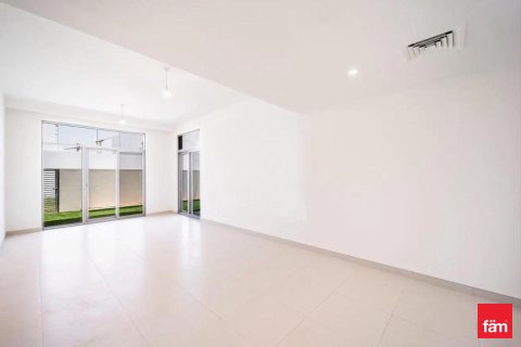 Villa asukohaga Dubai, AÜE: 3 magamistoaga, 179.4 m² Nr 715327
