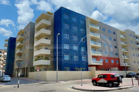 Apartamento em Al Reef, Abu Dhabi, EAU 1 quarto, 92.9 m2 № 731175