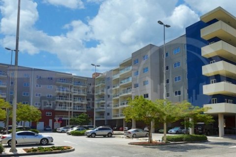 Apartman u Al Reef, Abu Dhabi, UAE 1 spavaća soba, 92.9 m2 Br. 731175 - fotografija 18