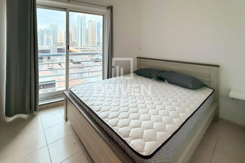 Apartment in Jumeirah Lake Towers, Dubai, UAE 1 bedroom, 69.96 sq.m. № 742422 - photo 8