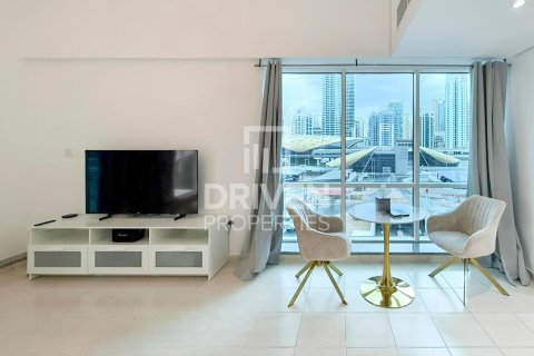 Apartment in Jumeirah Lake Towers, Dubai, UAE 1 bedroom, 69.96 sq.m. № 742422 - photo 5