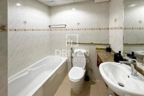 Apartment in Jumeirah Lake Towers, Dubai, UAE 1 bedroom, 69.96 sq.m. № 742422 - photo 11
