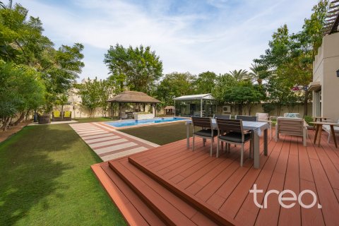 Villa uthyres i Meadows, Dubai, UAE 4 sovrum, 812.07 kvm Nr. 733424 - fotografi 13
