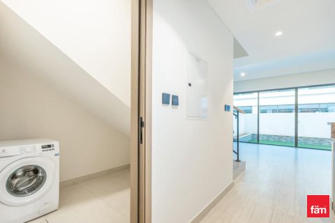 Kuća u nizu u gradu Dubai, UAE 5 spavaće sobe, 298.8 m2 Br. 699780 - Slika 7