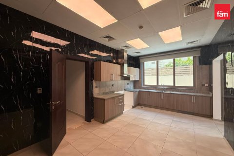Βίλα σε Al Furjan, Dubai, ΗΑΕ 4 υπνοδωμάτια, 619.1 τ.μ. Αρ. 726362 - φωτογραφία 6