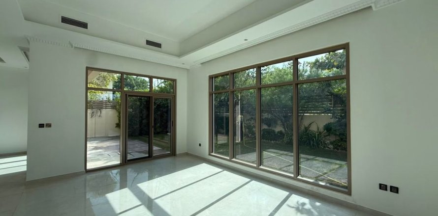 Βίλα σε Al Furjan, Dubai, ΗΑΕ 4 υπνοδωμάτια, 619.1 τ.μ. Αρ. 726362