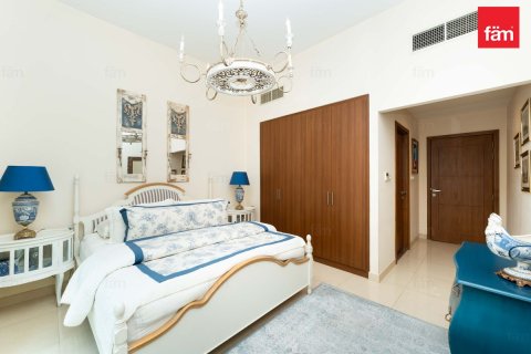 Dubai, UAE의 판매용 빌라 침실 5개, 770.9제곱미터 번호 726359 - 사진 11