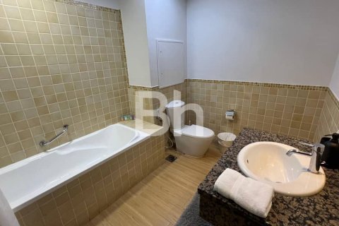 דירה למכירה ב Jumeirah Beach Residence, Dubai, איחוד האמירויות  3 חדרי שינה, 175 מ"ר, מספר 643380 - תמונה 12