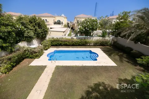 Villa zur Miete in Jumeirah Park, Dubai, VAE 4 Schlafzimmer, 471 m2 Nr. 738230 - Foto 19