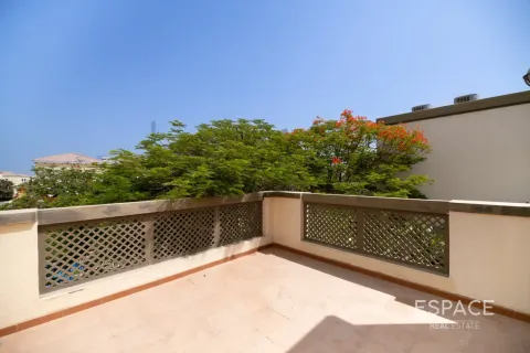 Villa zur Miete in Jumeirah Park, Dubai, VAE 4 Schlafzimmer, 471 m2 Nr. 738230 - Foto 17