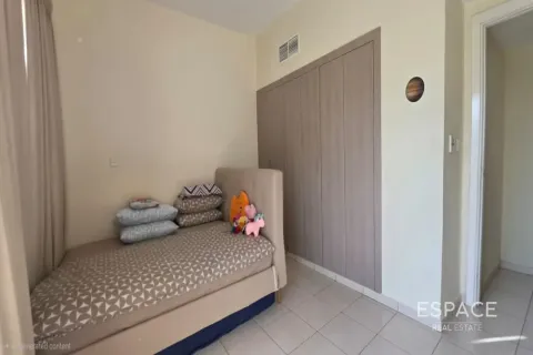 Villa para arrendamento em The Springs, Dubai, EAU 2 quartos, 153 m2 № 738227 - foto 4