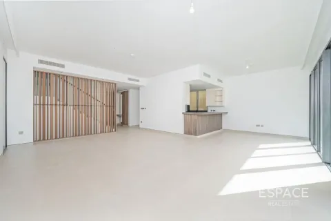 Üürile anda villa asukohaga Tilal Al Ghaf, Dubai, AÜE: 4 magamistoaga, 373 m² Nr 738232 - pilt 2