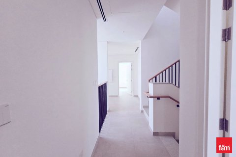 Vilë në Dubai, Emiratet e Bashkuara Arabe 4 dhoma gjumi, 460.3 m2. № 635677 - Foto 7