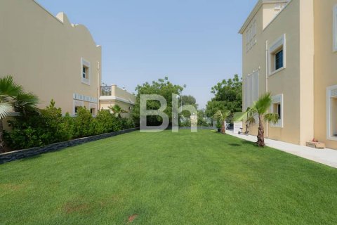 Vila u gradu Jumeirah Village Triangle, Dubai, UAE 2 spavaće sobe, 710 m2 Br. 643643 - Slika 2