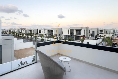 Villa à louer à Al Furjan, Dubai, EAU 4 chambres, 336 m2 № 735976 - photo 15