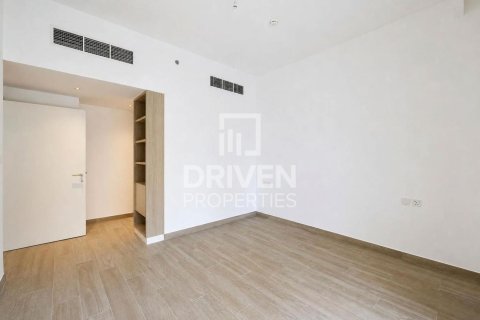 Apartment til salg i Al Satwa, Dubai, UAE 2 soveværelser, 103.49 kvm № 766961 - foto 6