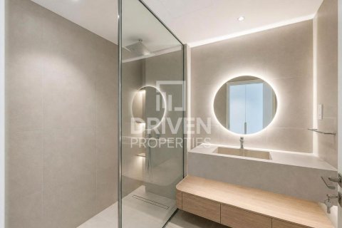 Apartment til salg i Al Satwa, Dubai, UAE 2 soveværelser, 103.49 kvm № 766961 - foto 15