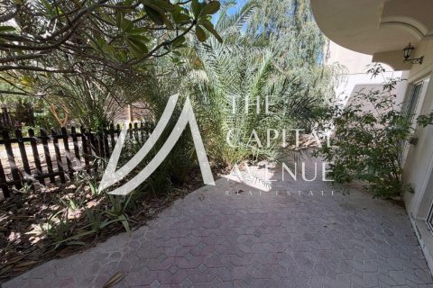Abu Dhabi, BAE’de kiralık villa 4 yatak odası, 248.79 m&sup2; No 754563 - fotoğraf 18