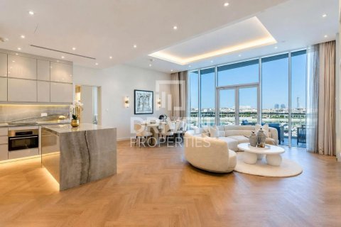 Apartment til leje i Palm Jumeirah, Dubai, UAE 2 soveværelser, 158.77 kvm № 768069 - foto 2